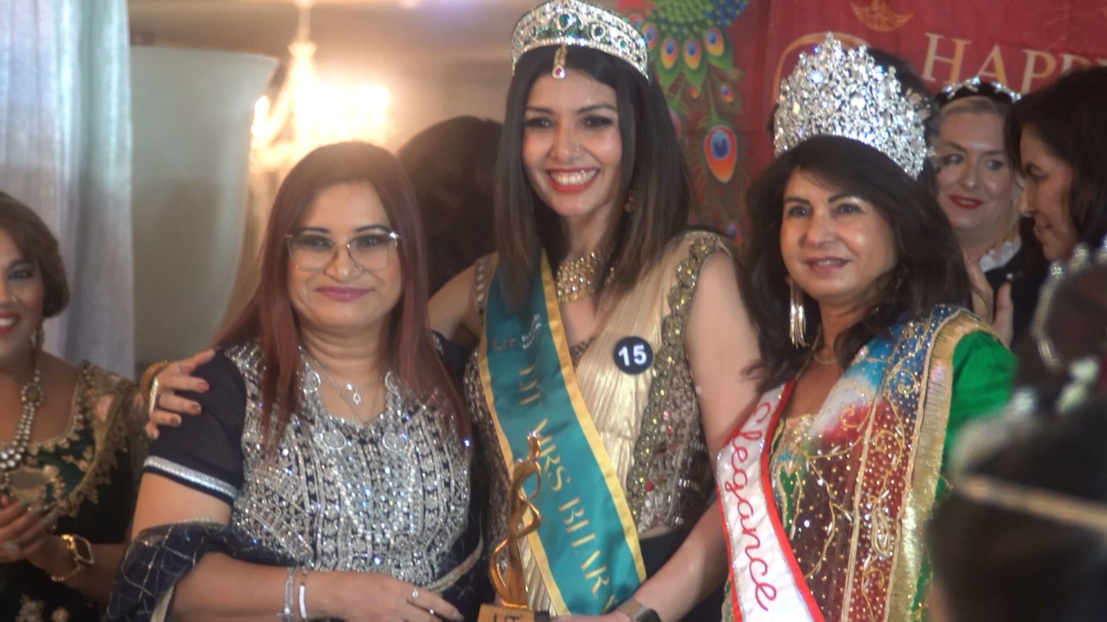 Sequence 01.00_55_28_12.Still034